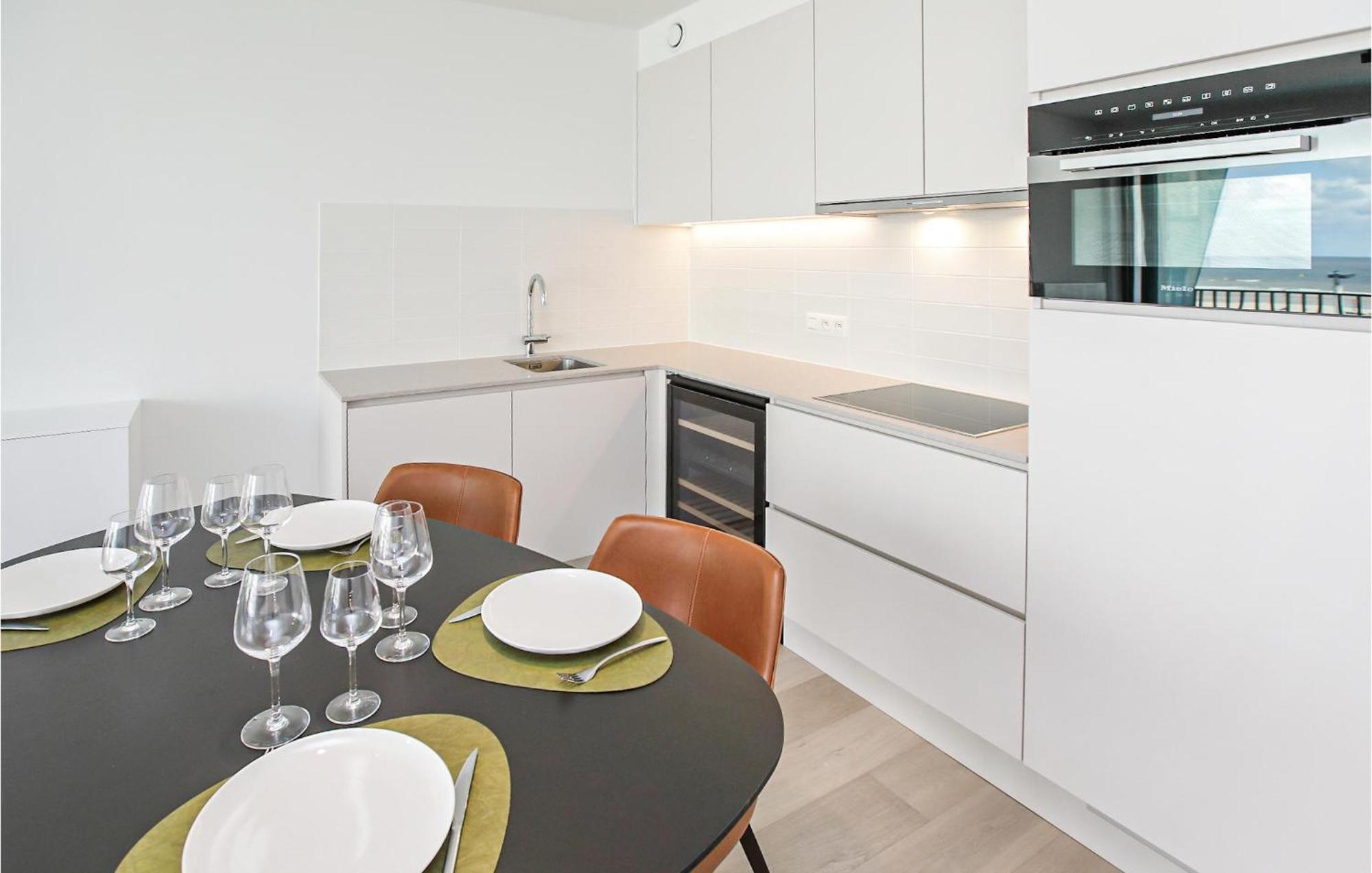 Residentie Crystal Apartment Остенде Екстериор снимка